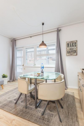 Nice Apartment with Veranda in Gaia - 3D